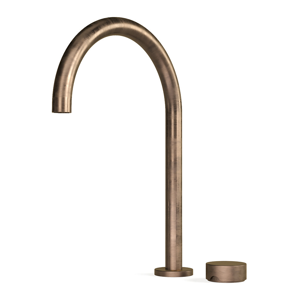 (-84) (-84) Antique Brass Light