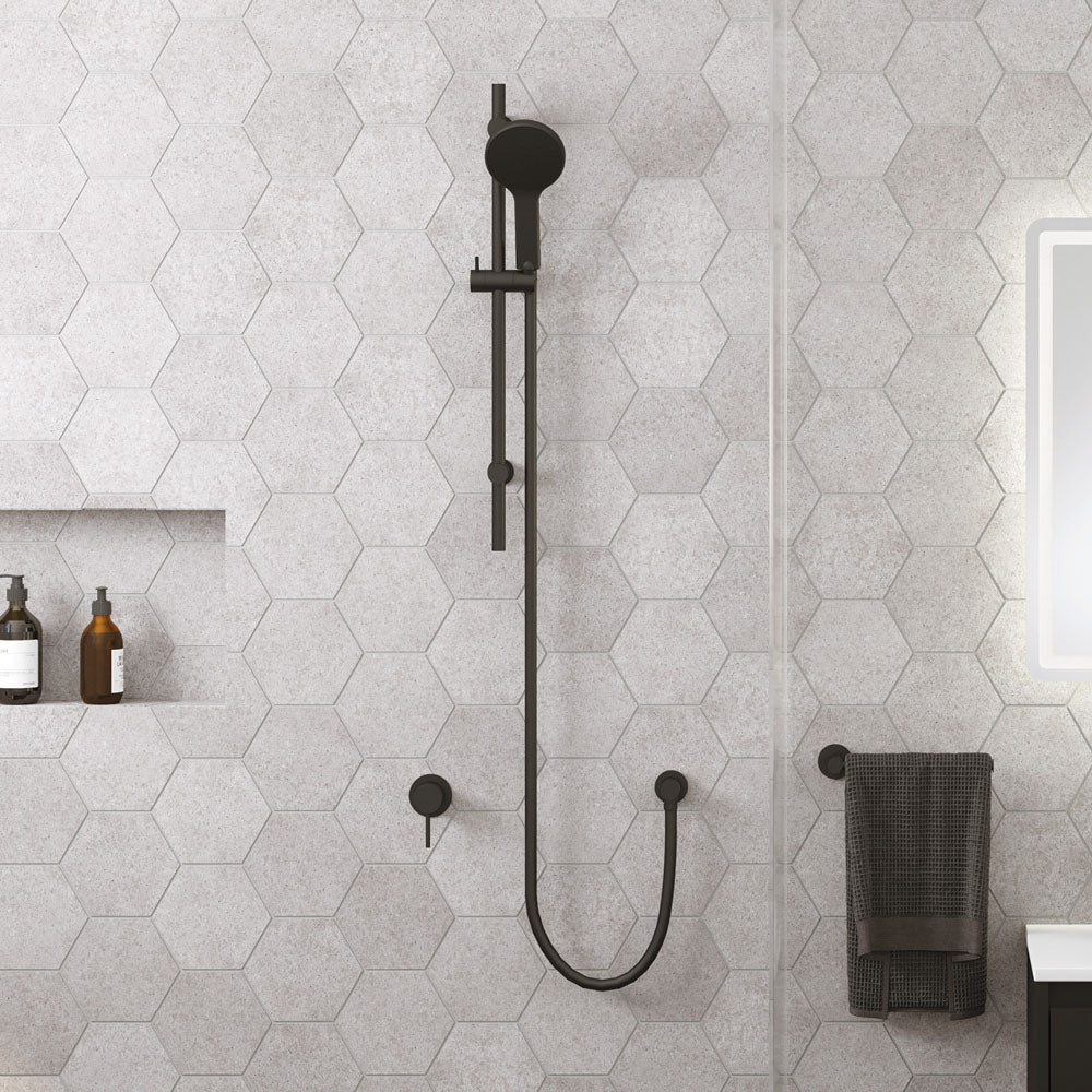 Kaya Rail Shower, Matte Black