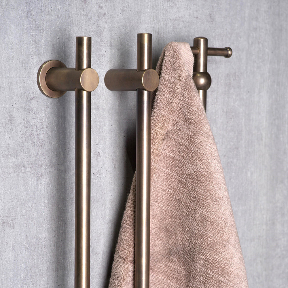 (-84) (-84) Antique Brass Light