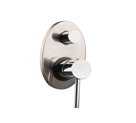 Ovalie Wall Mixer With Diverter 01