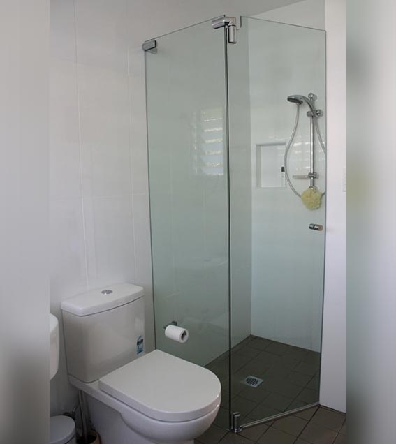 Pivot Shower Screens White Bathroom